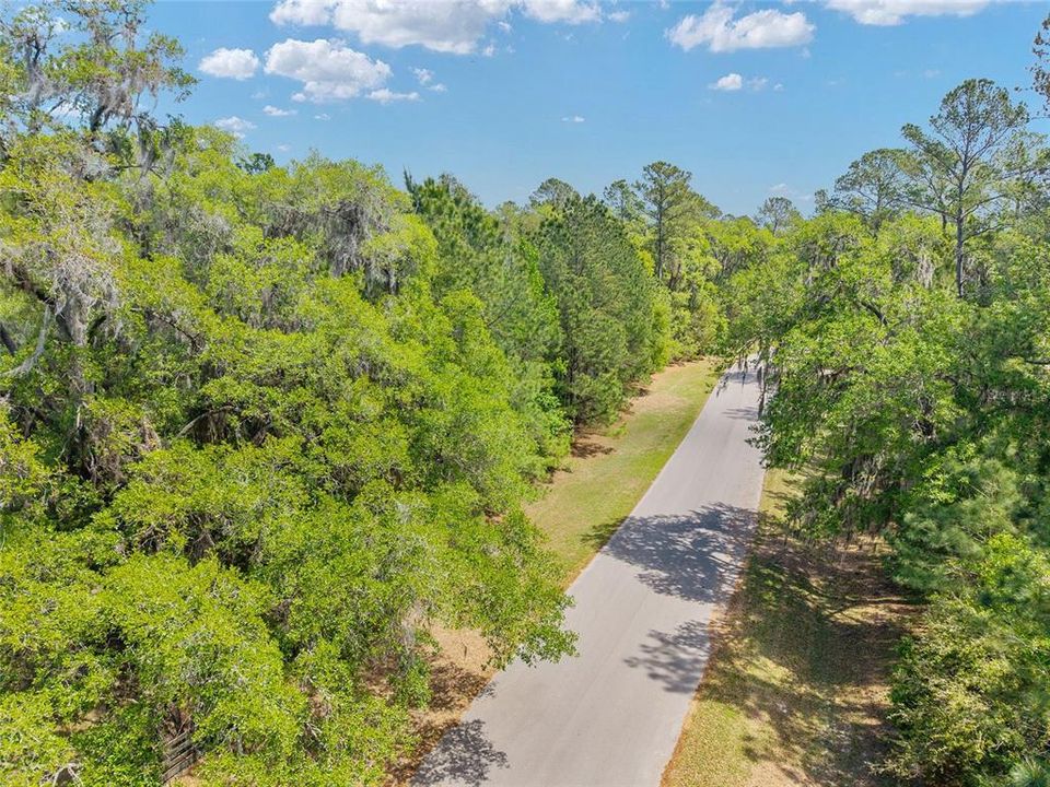 На продажу: $323,000 (4.12 acres)