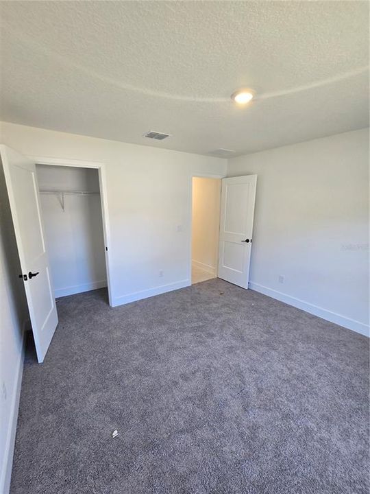 Activo con contrato: $260,050 (3 camas, 2 baños, 1540 Pies cuadrados)