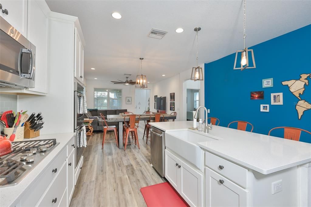 На продажу: $475,000 (3 спален, 2 ванн, 1765 Квадратных фут)