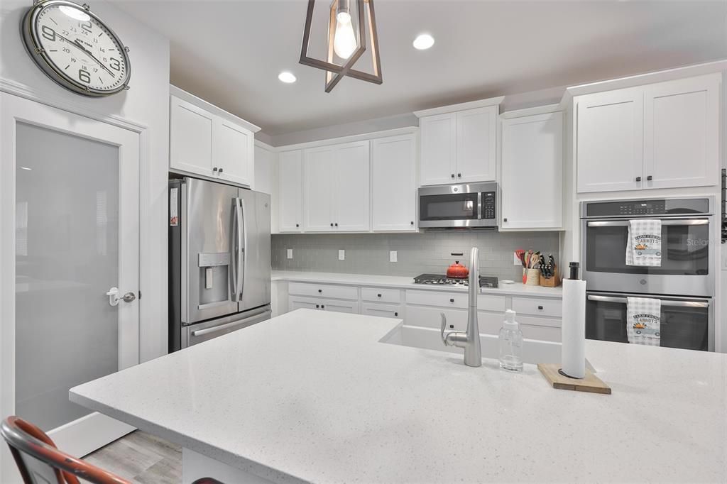 На продажу: $475,000 (3 спален, 2 ванн, 1765 Квадратных фут)