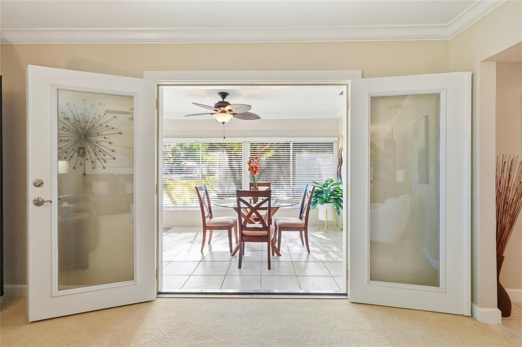 На продажу: $195,000 (2 спален, 2 ванн, 1040 Квадратных фут)