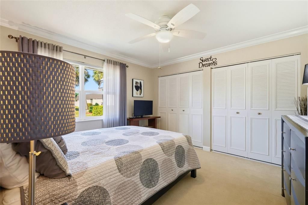 На продажу: $195,000 (2 спален, 2 ванн, 1040 Квадратных фут)