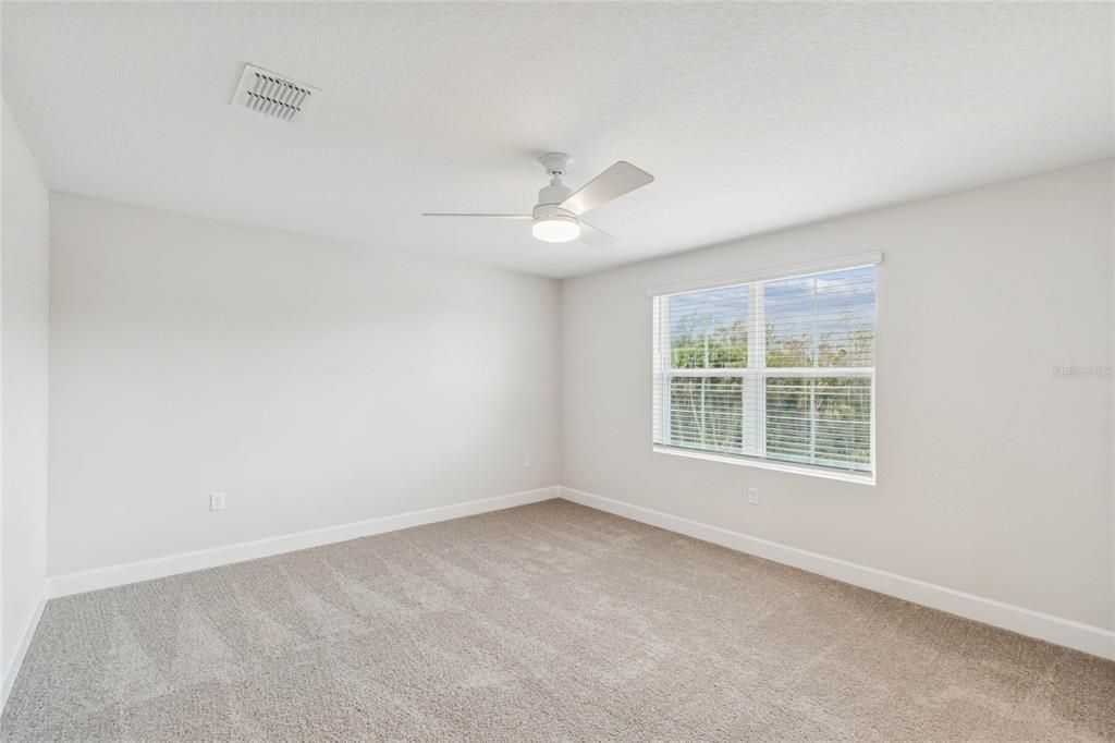 For Sale: $269,990 (3 beds, 2 baths, 1712 Square Feet)