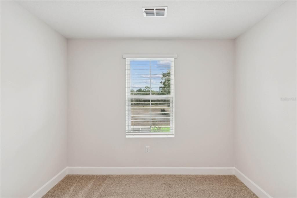 For Sale: $269,990 (3 beds, 2 baths, 1712 Square Feet)