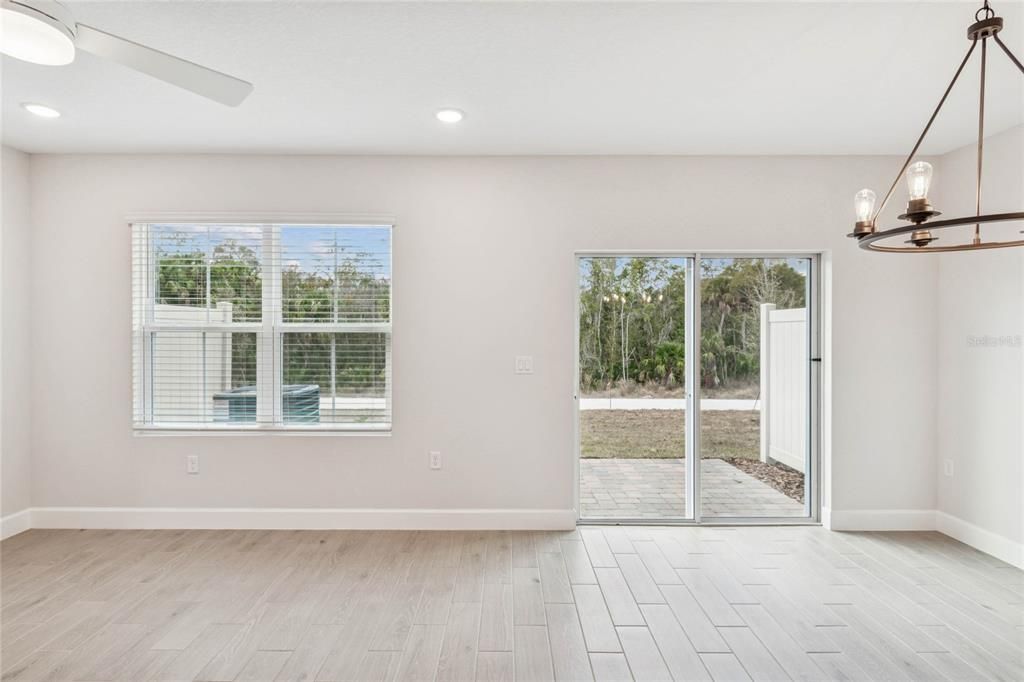 For Sale: $269,990 (3 beds, 2 baths, 1712 Square Feet)
