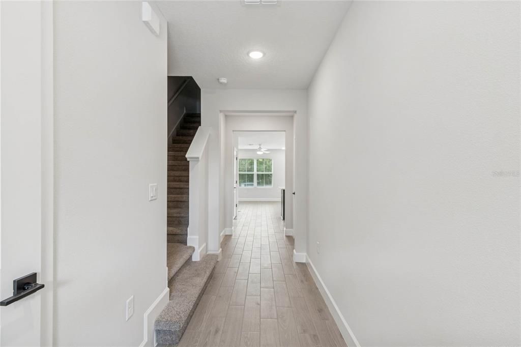 For Sale: $269,990 (3 beds, 2 baths, 1712 Square Feet)