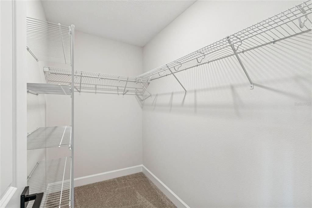 For Sale: $269,990 (3 beds, 2 baths, 1712 Square Feet)