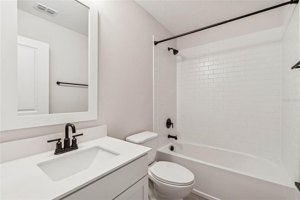 For Sale: $269,990 (3 beds, 2 baths, 1712 Square Feet)
