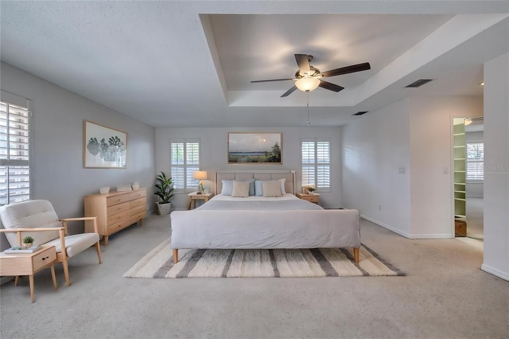 Active With Contract: $379,000 (3 beds, 2 baths, 2368 Square Feet)