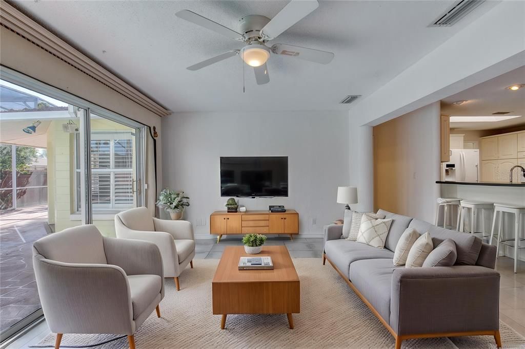 Active With Contract: $379,000 (3 beds, 2 baths, 2368 Square Feet)