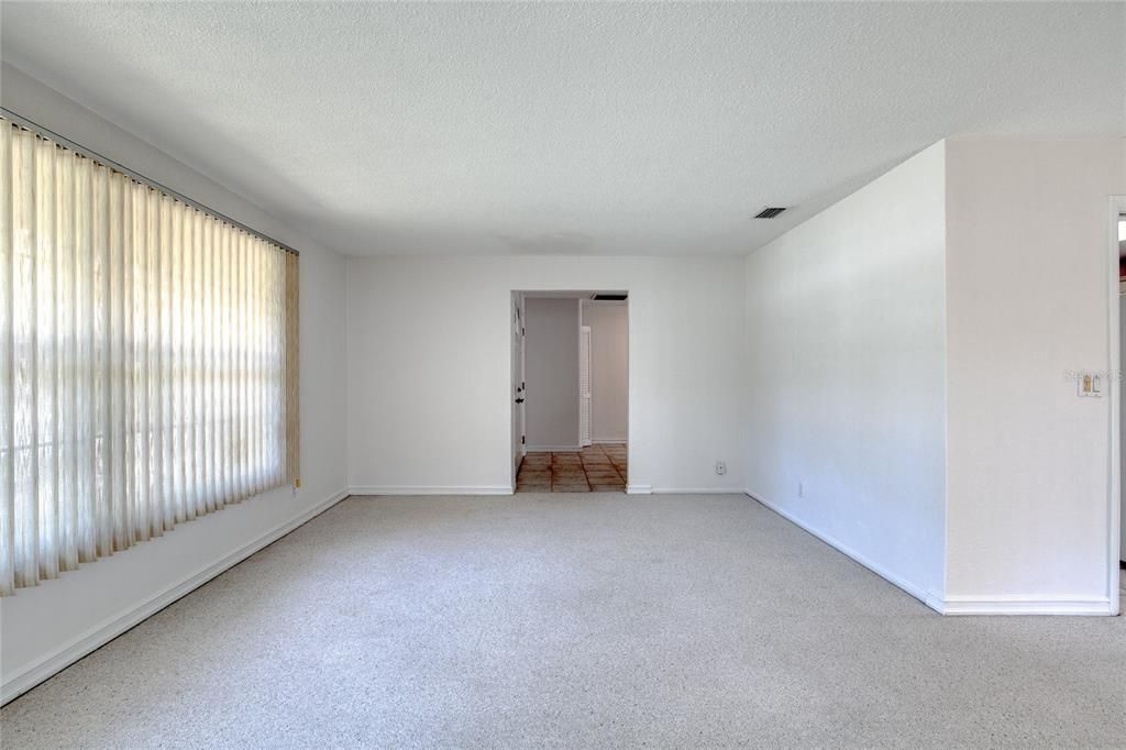 Active With Contract: $379,000 (3 beds, 2 baths, 2368 Square Feet)
