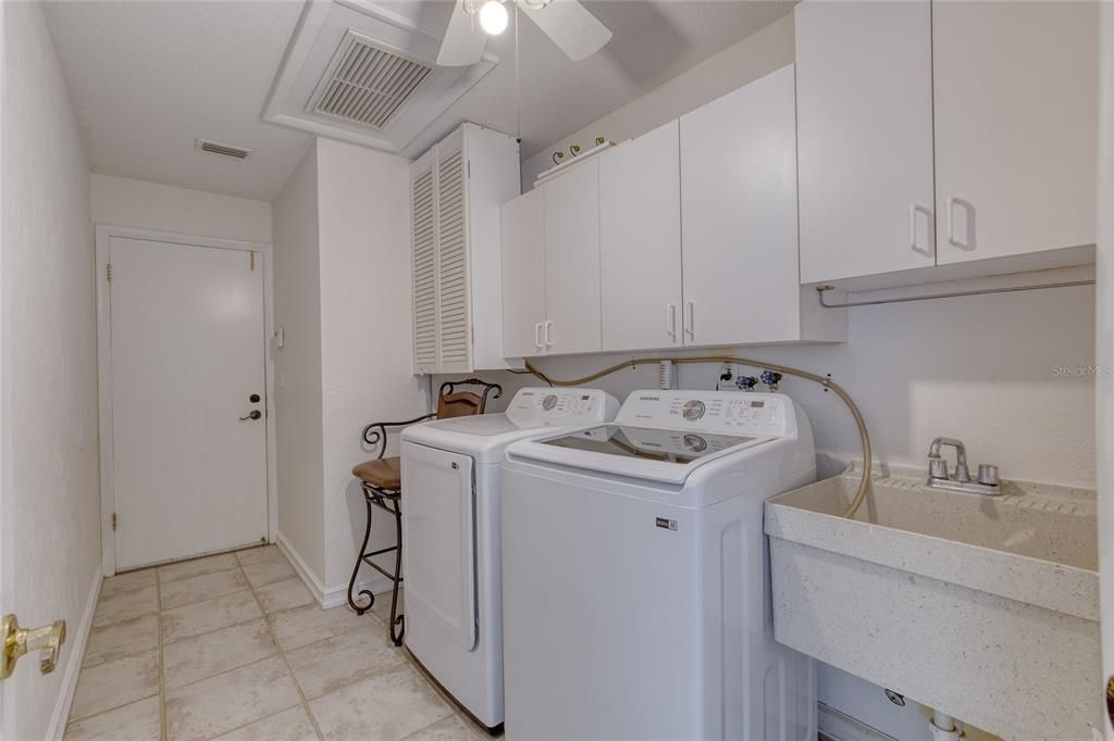 Active With Contract: $379,000 (3 beds, 2 baths, 2368 Square Feet)