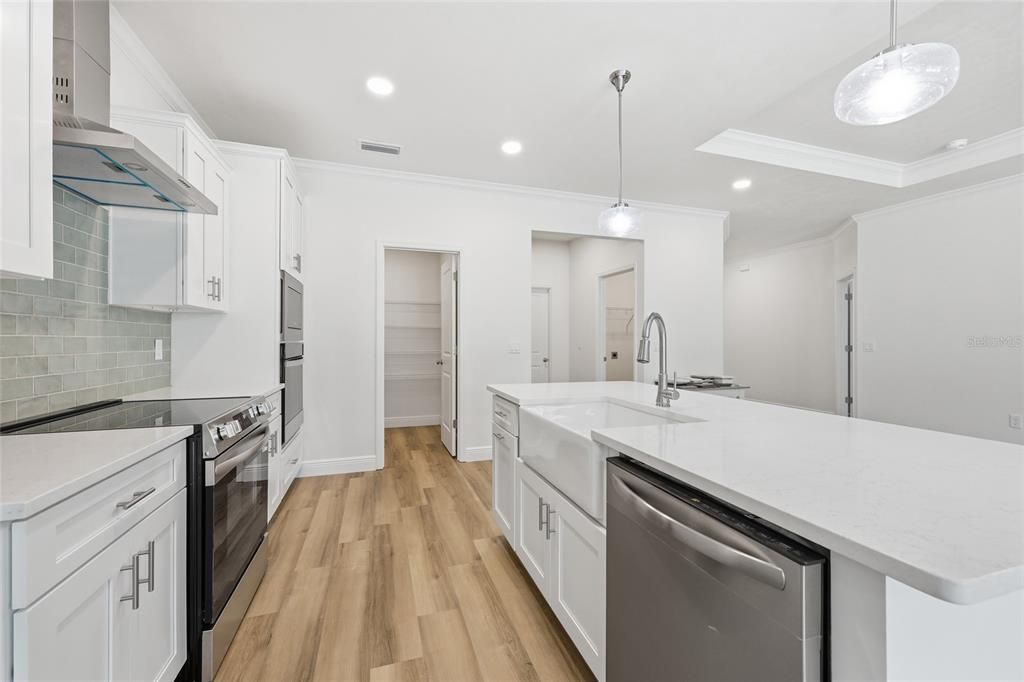 En Venta: $387,500 (3 camas, 2 baños, 1705 Pies cuadrados)