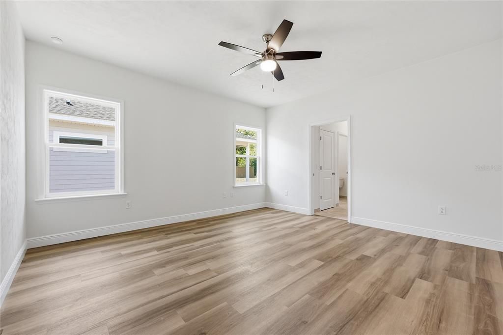 En Venta: $387,500 (3 camas, 2 baños, 1705 Pies cuadrados)