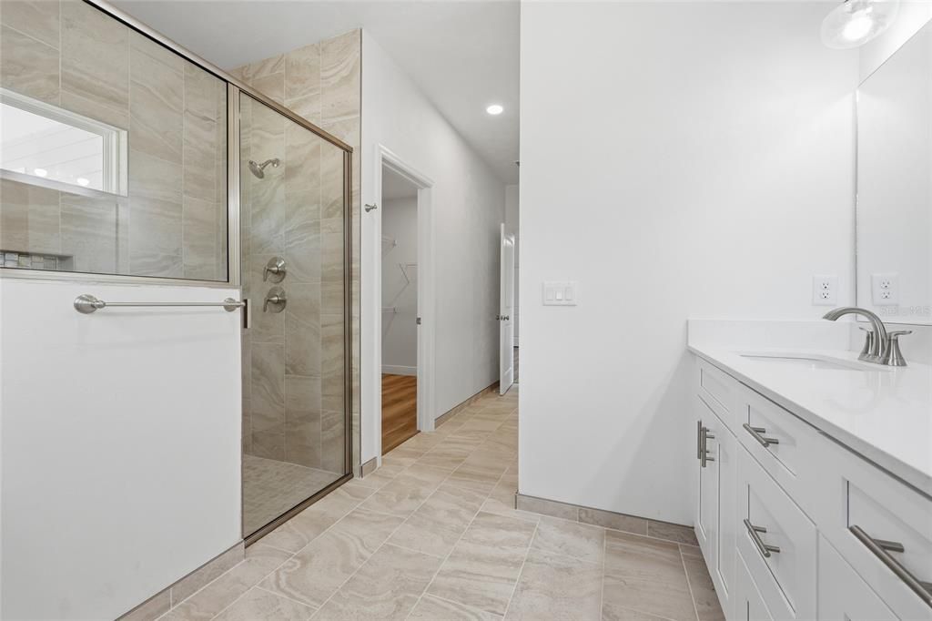 En Venta: $387,500 (3 camas, 2 baños, 1705 Pies cuadrados)