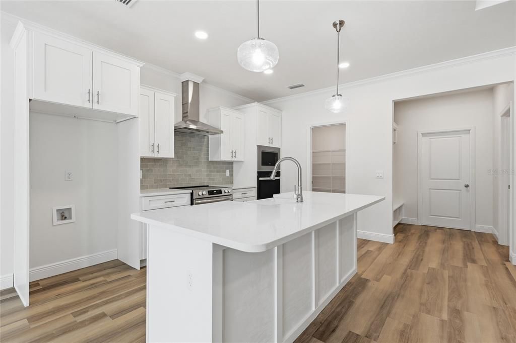 En Venta: $387,500 (3 camas, 2 baños, 1705 Pies cuadrados)