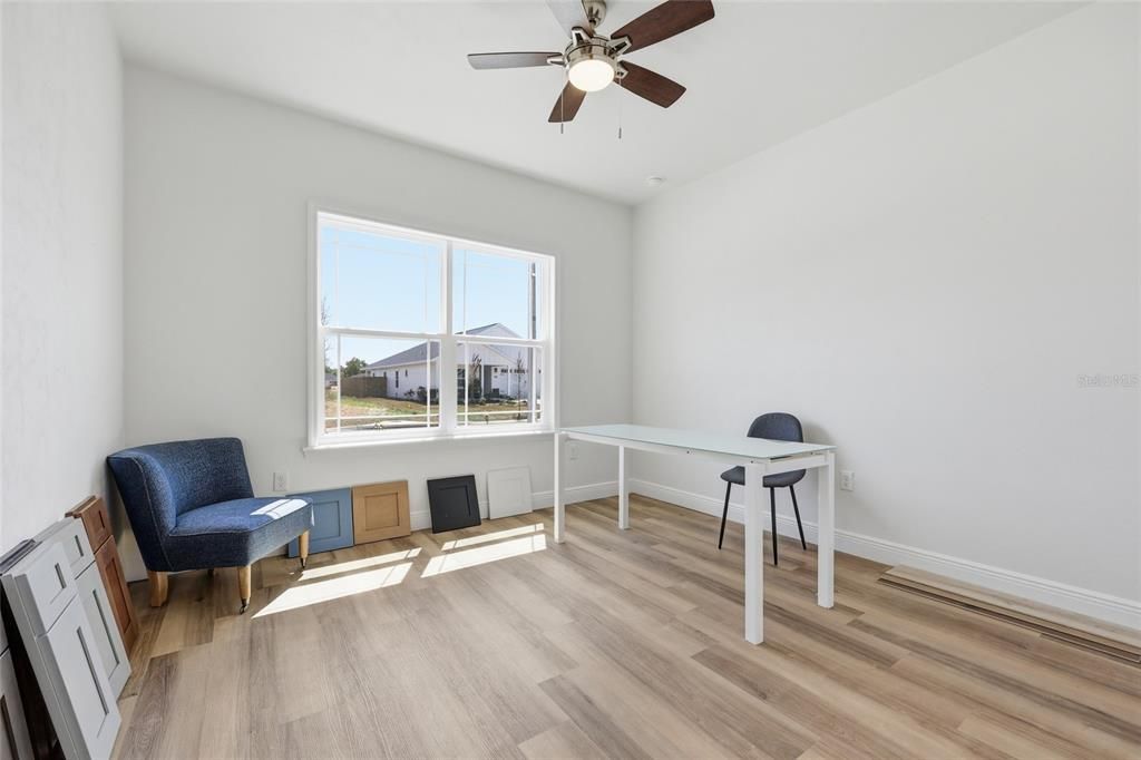 En Venta: $387,500 (3 camas, 2 baños, 1705 Pies cuadrados)