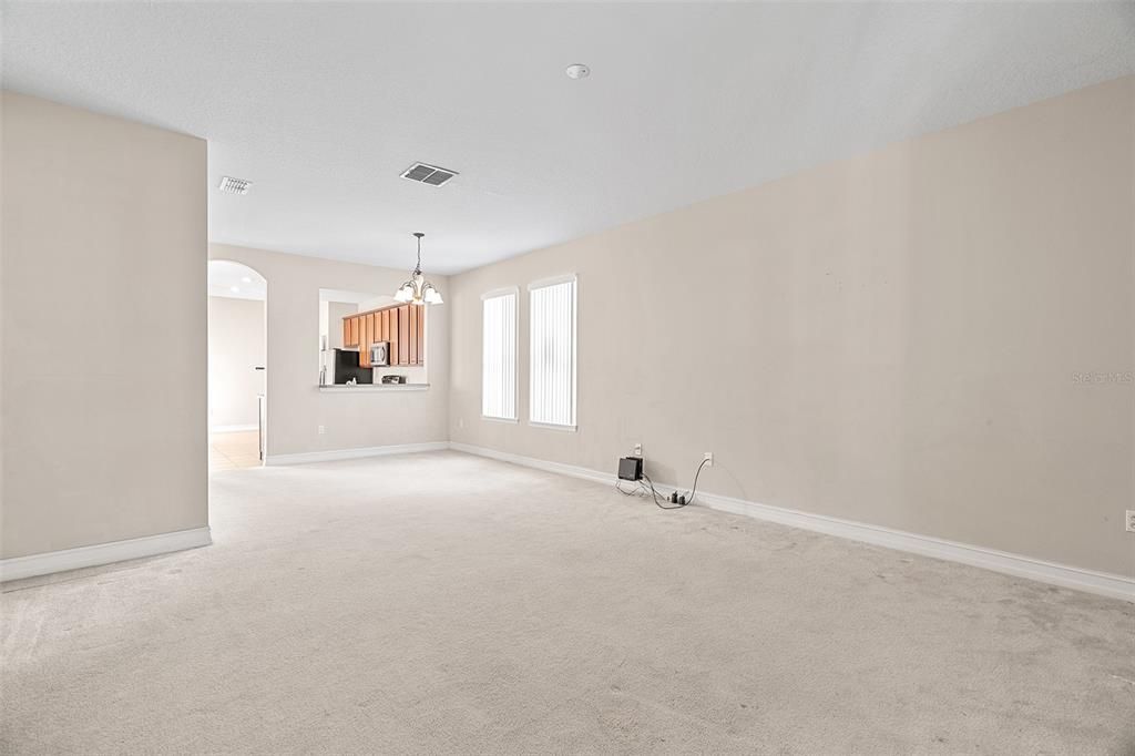 For Sale: $340,000 (4 beds, 2 baths, 2166 Square Feet)