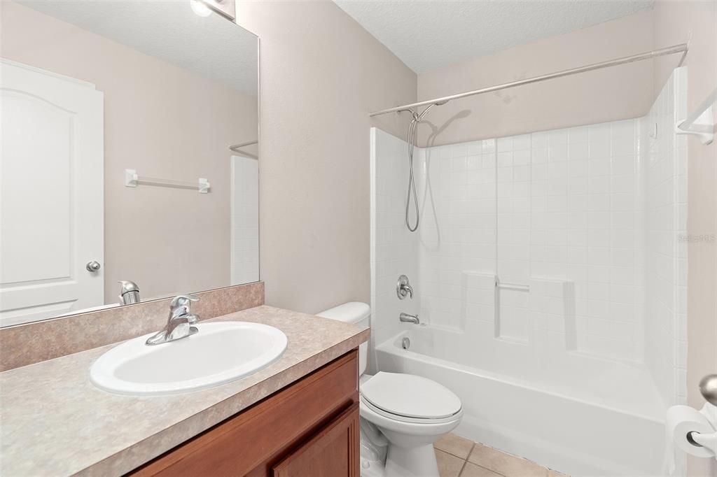 For Sale: $340,000 (4 beds, 2 baths, 2166 Square Feet)