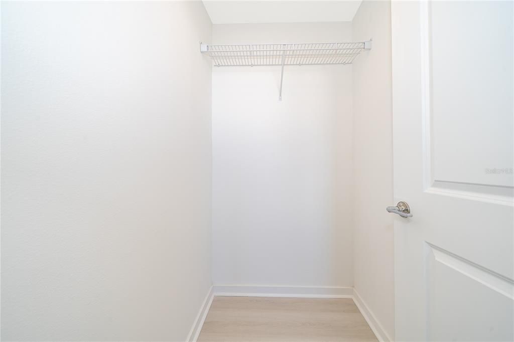 For Rent: $1,580 (1 beds, 1 baths, 750 Square Feet)