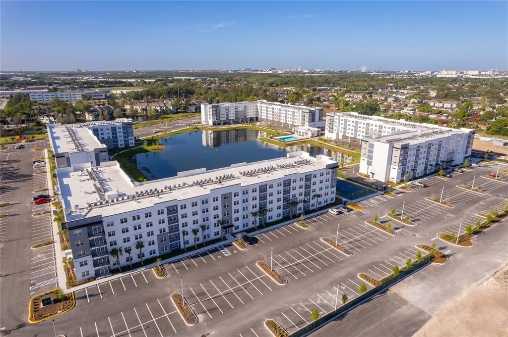 For Rent: $1,580 (1 beds, 1 baths, 750 Square Feet)