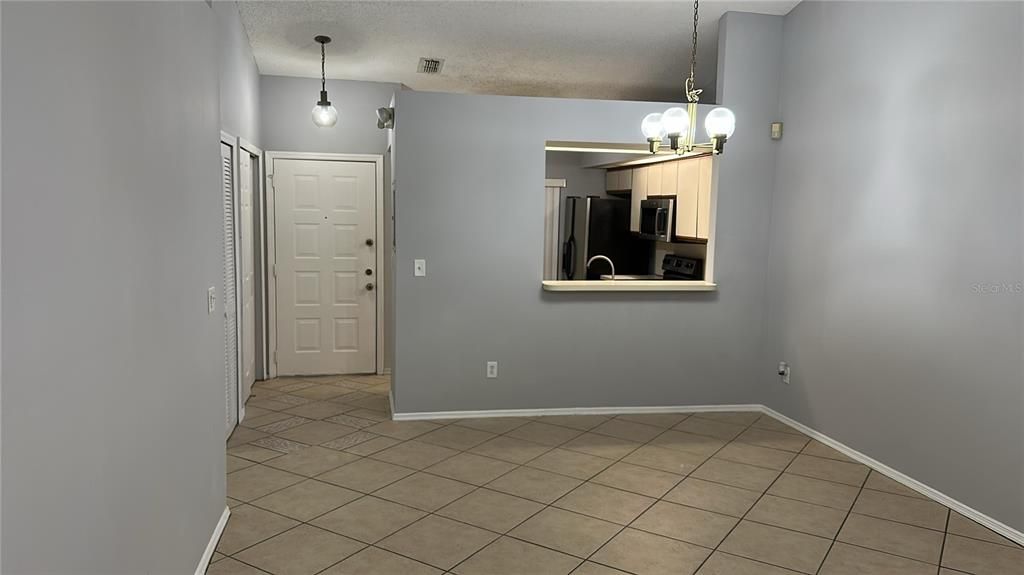For Rent: $1,550 (2 beds, 2 baths, 952 Square Feet)
