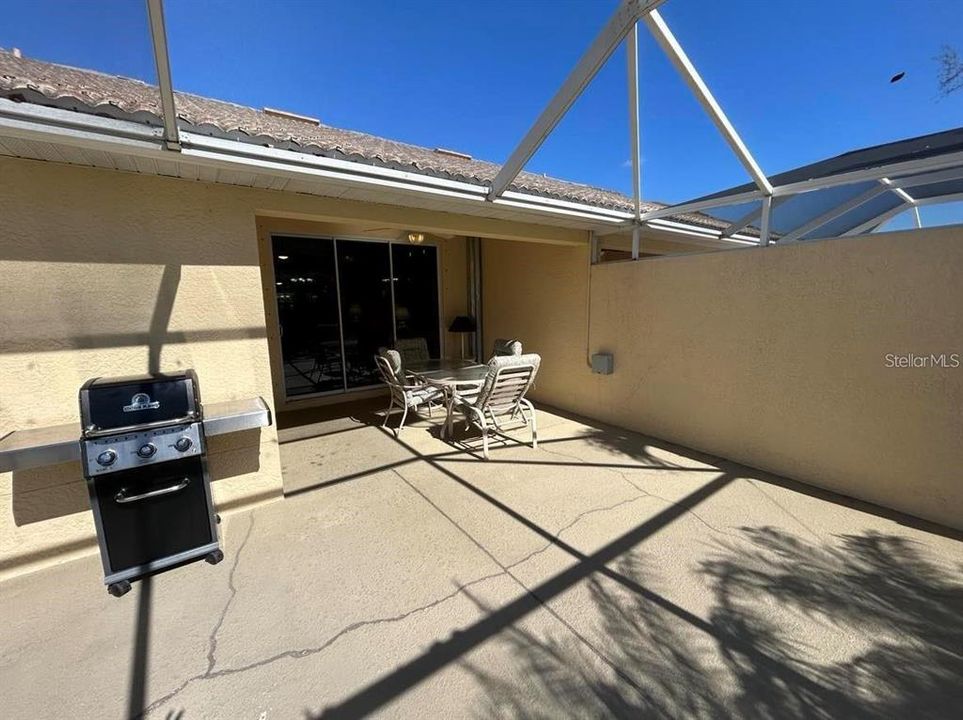 For Rent: $3,250 (2 beds, 2 baths, 1451 Square Feet)