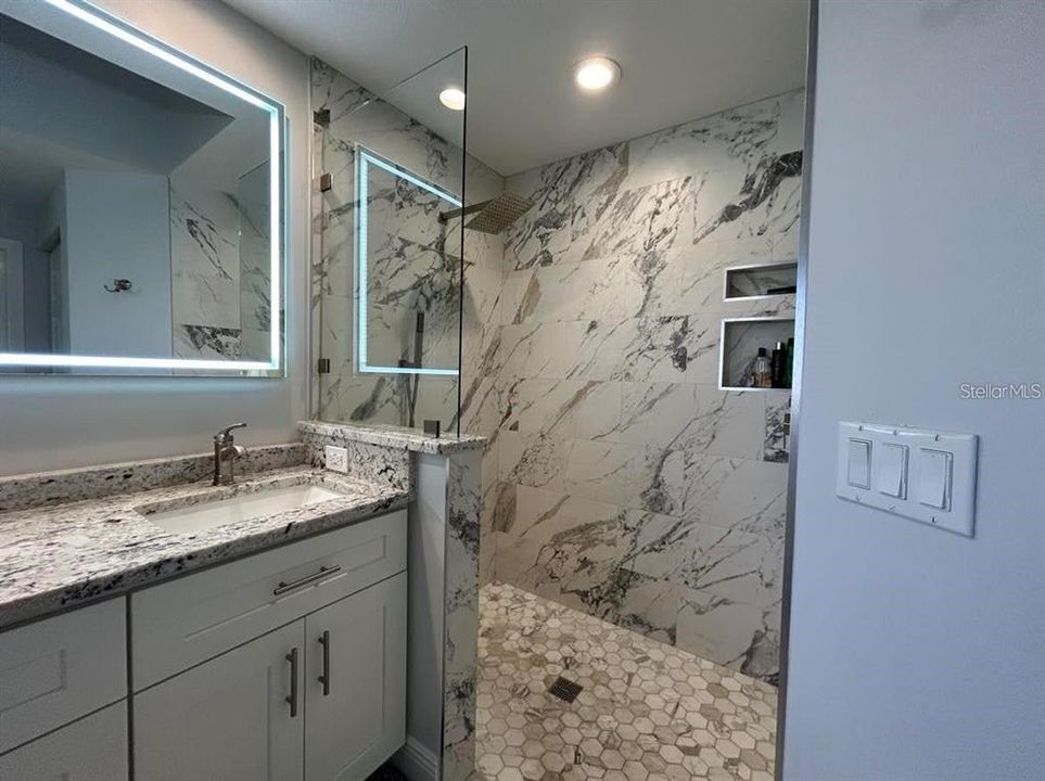 For Rent: $3,250 (2 beds, 2 baths, 1451 Square Feet)