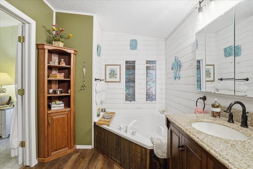 Activo con contrato: $157,500 (2 camas, 2 baños, 1368 Pies cuadrados)