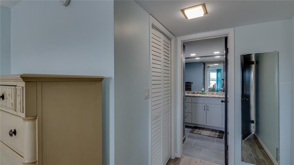 В аренду: $1,800 (2 спален, 2 ванн, 1110 Квадратных фут)