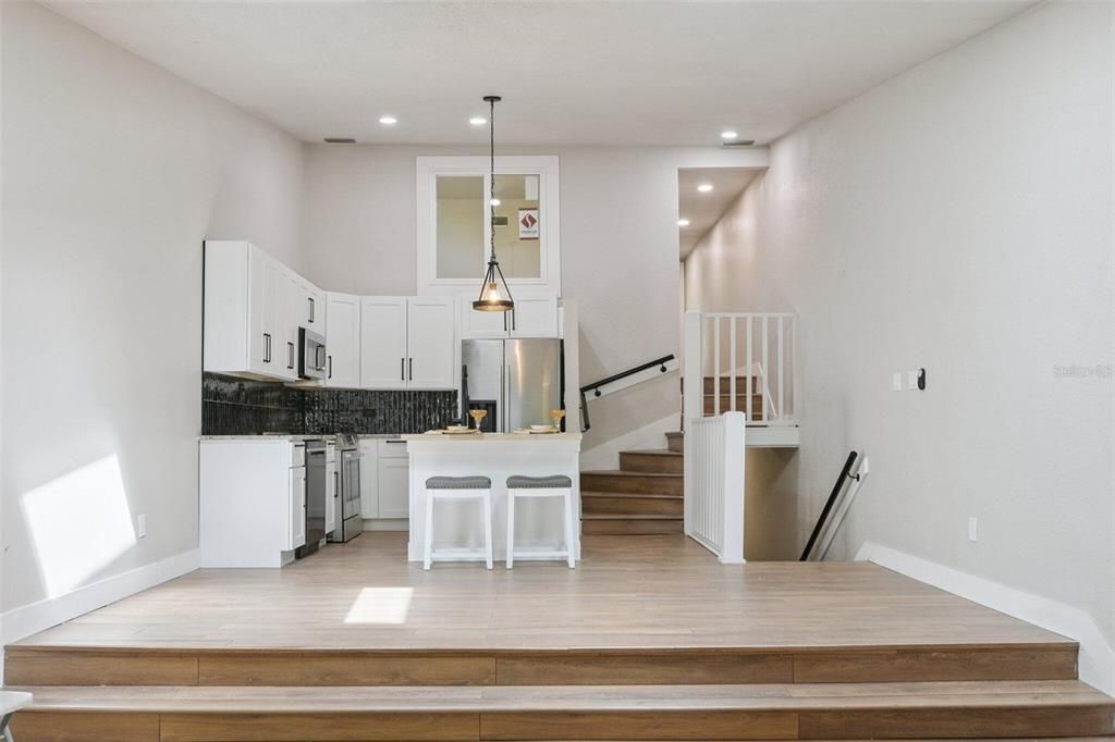 Activo con contrato: $219,500 (2 camas, 2 baños, 1250 Pies cuadrados)