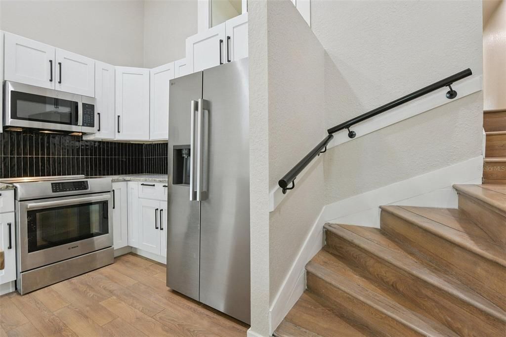 Activo con contrato: $219,500 (2 camas, 2 baños, 1250 Pies cuadrados)
