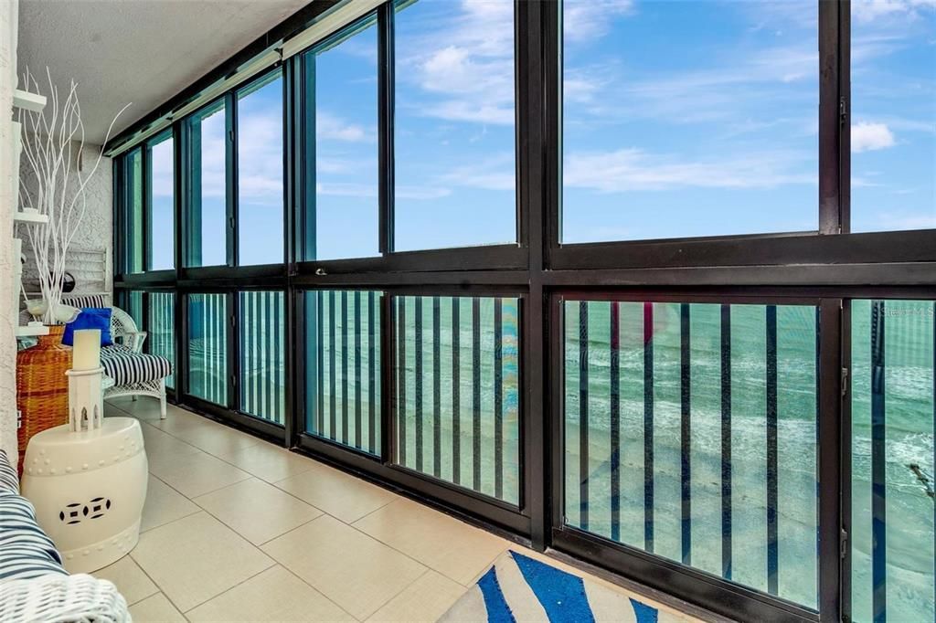 For Rent: $3,800 (2 beds, 2 baths, 1100 Square Feet)