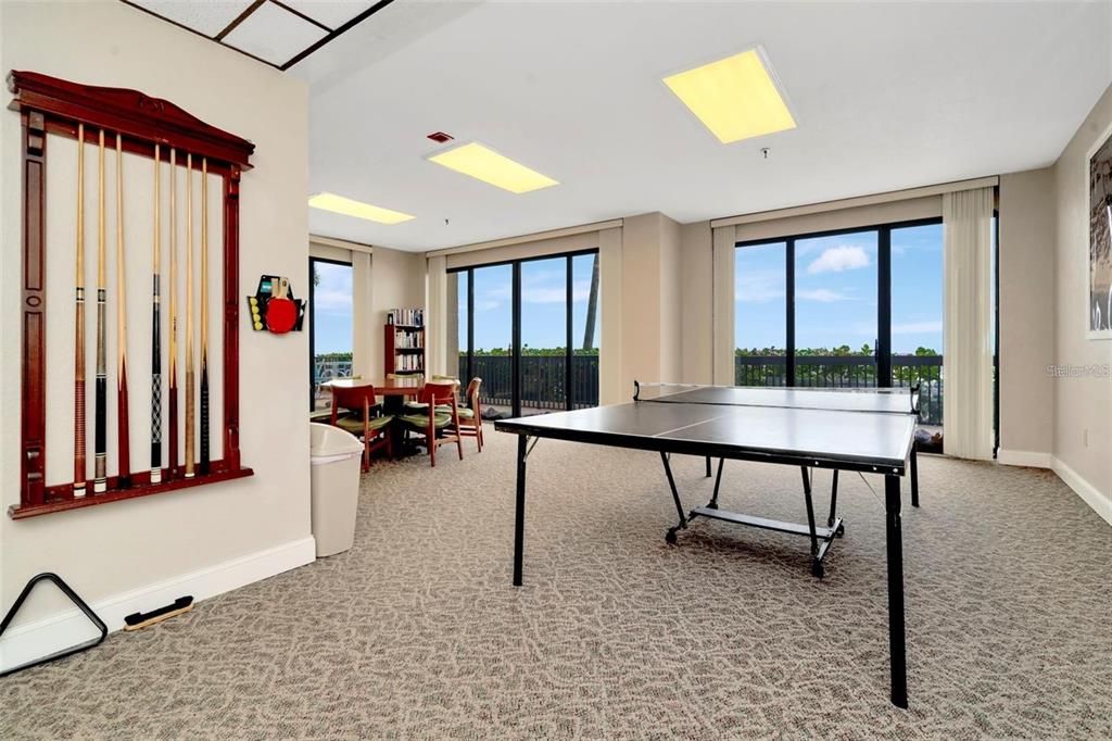 For Rent: $3,800 (2 beds, 2 baths, 1100 Square Feet)