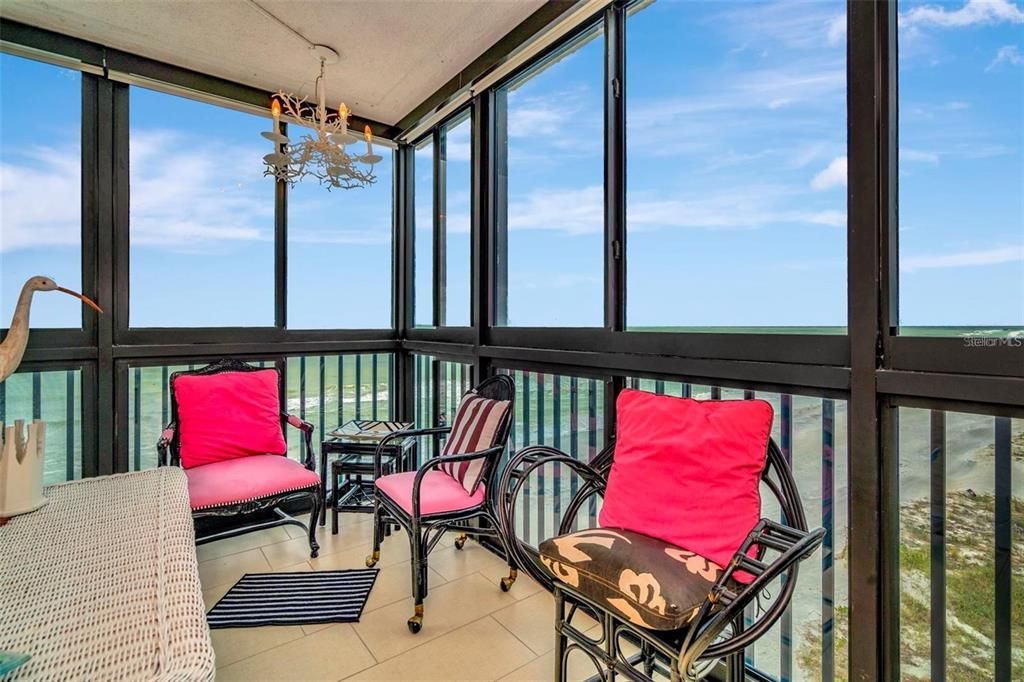 For Rent: $3,800 (2 beds, 2 baths, 1100 Square Feet)