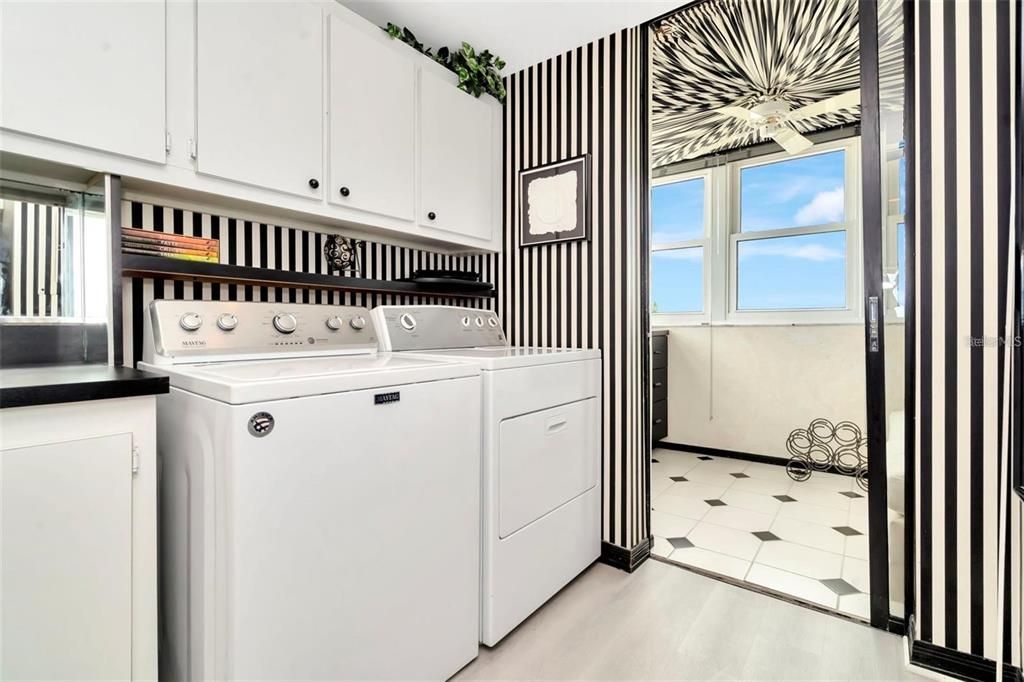 For Rent: $3,800 (2 beds, 2 baths, 1100 Square Feet)