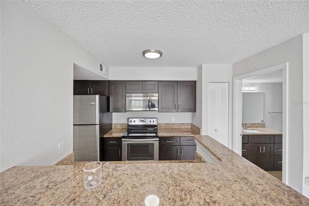 Activo con contrato: $189,000 (2 camas, 2 baños, 1026 Pies cuadrados)