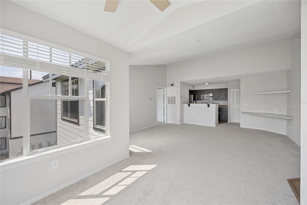 Activo con contrato: $189,000 (2 camas, 2 baños, 1026 Pies cuadrados)