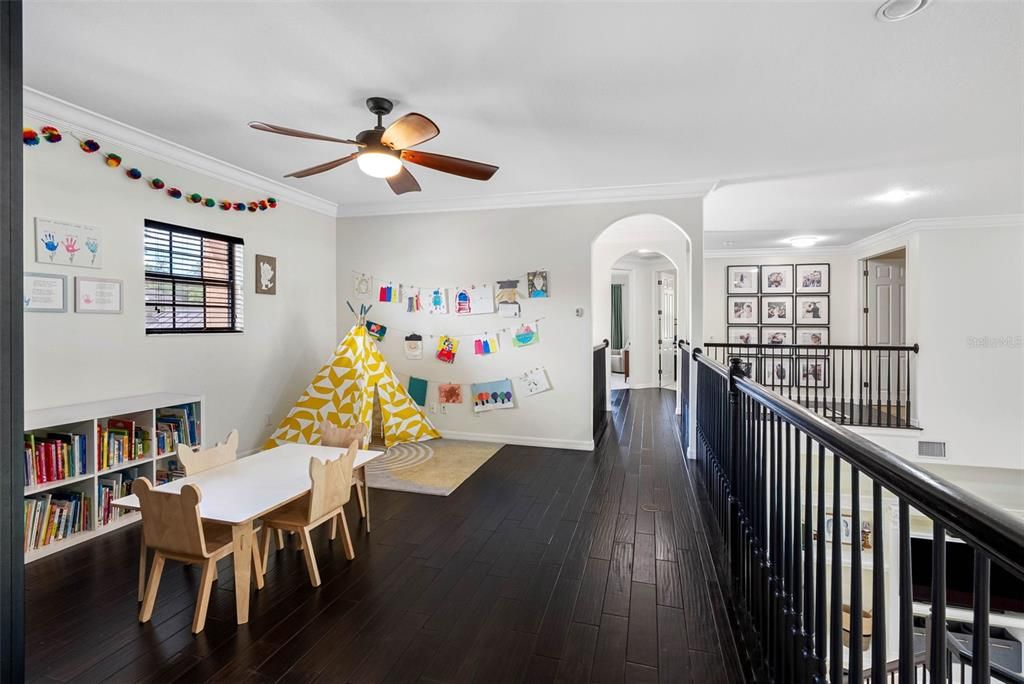 Activo con contrato: $875,000 (6 camas, 4 baños, 4300 Pies cuadrados)
