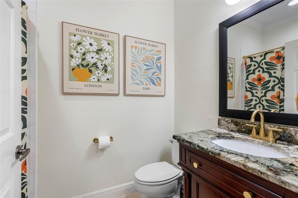 Activo con contrato: $875,000 (6 camas, 4 baños, 4300 Pies cuadrados)