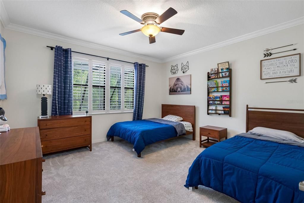 Activo con contrato: $875,000 (6 camas, 4 baños, 4300 Pies cuadrados)