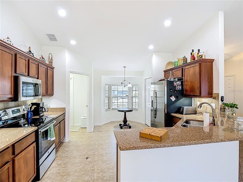 Activo con contrato: $299,950 (3 camas, 2 baños, 1504 Pies cuadrados)