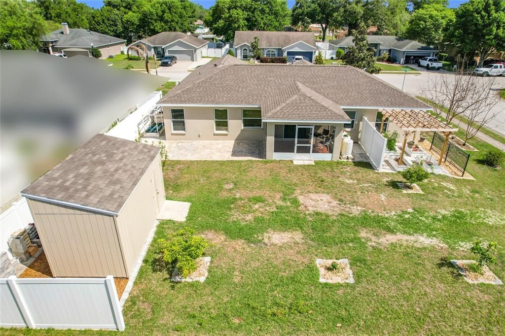 Activo con contrato: $299,950 (3 camas, 2 baños, 1504 Pies cuadrados)