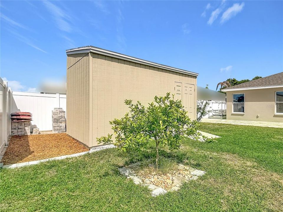 Activo con contrato: $299,950 (3 camas, 2 baños, 1504 Pies cuadrados)