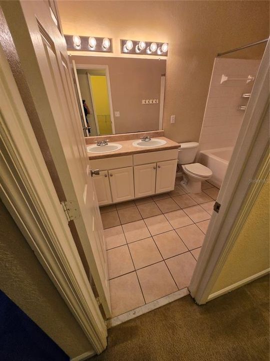 出租: $1,525 (2 贝兹, 2 浴室, 1275 平方英尺)