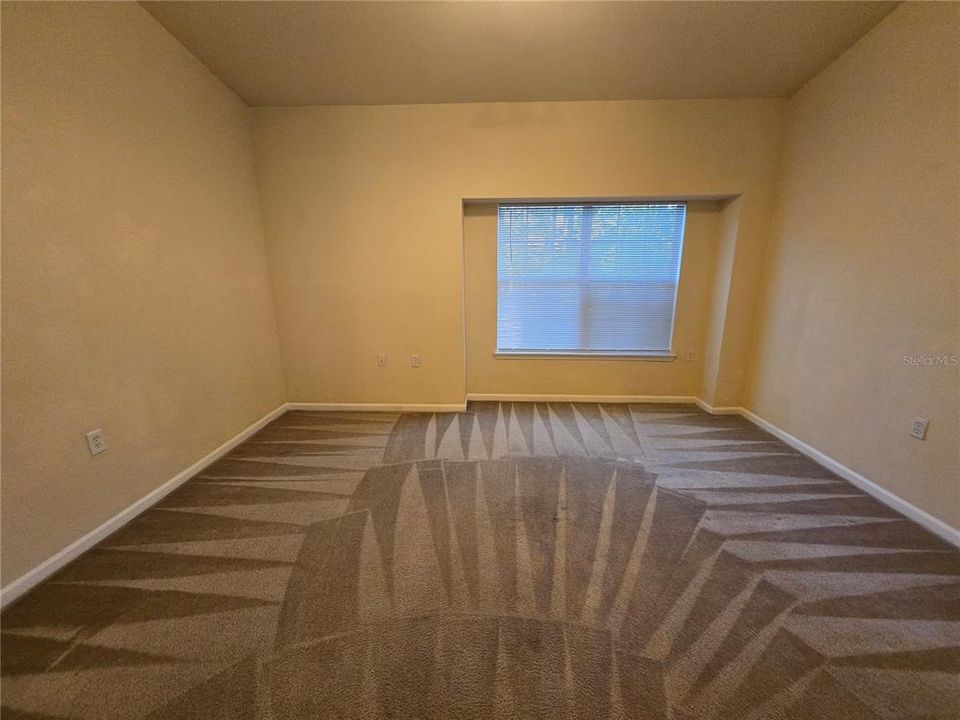 出租: $1,525 (2 贝兹, 2 浴室, 1275 平方英尺)