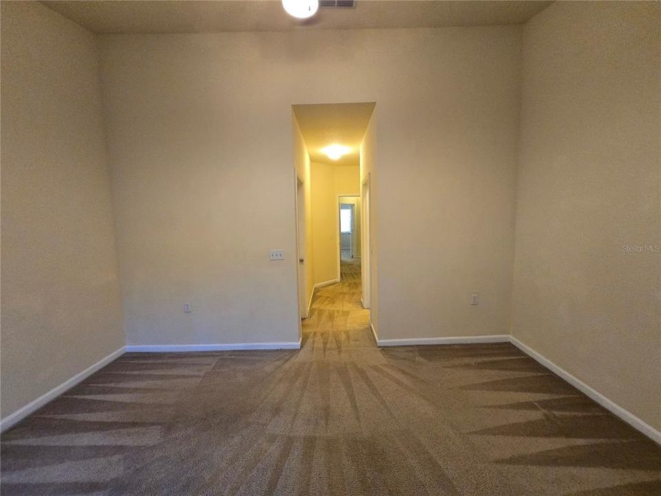 出租: $1,525 (2 贝兹, 2 浴室, 1275 平方英尺)