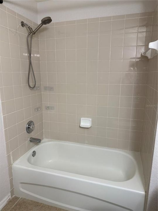 На продажу: $265,000 (3 спален, 2 ванн, 1782 Квадратных фут)