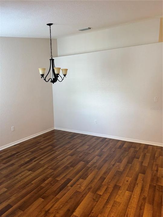 На продажу: $265,000 (3 спален, 2 ванн, 1782 Квадратных фут)