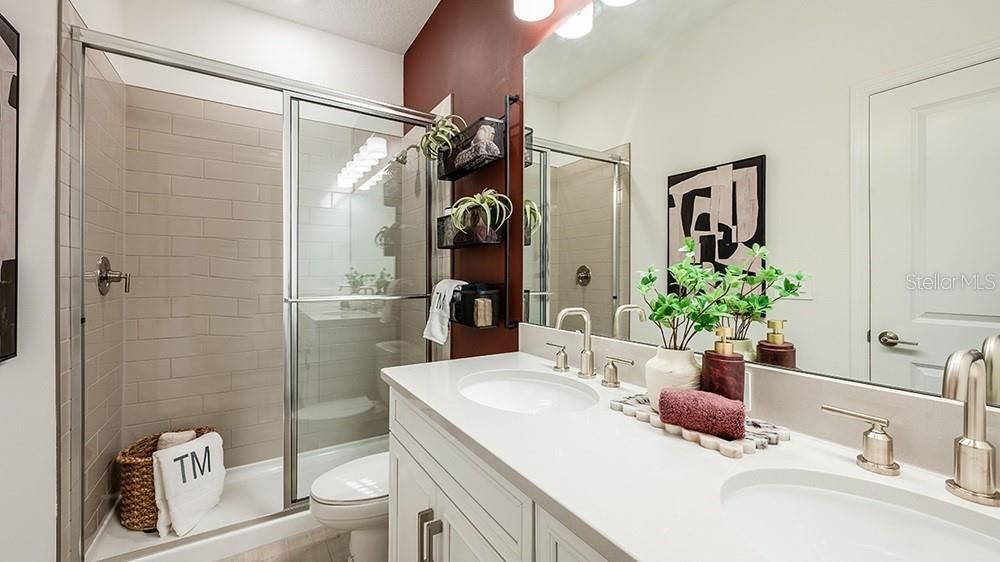 На продажу: $864,336 (4 спален, 3 ванн, 2681 Квадратных фут)